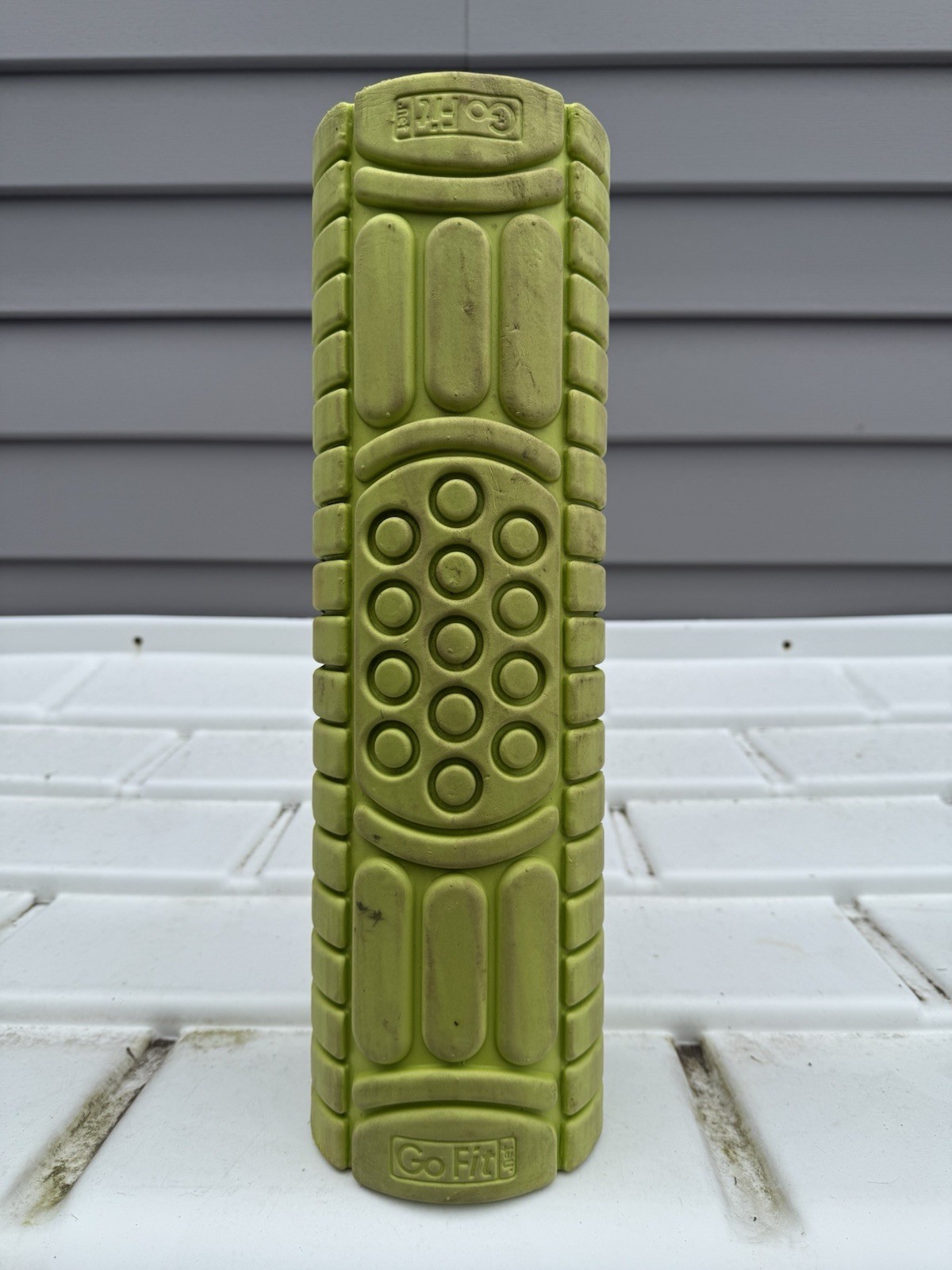 GOFIT ROLLER with ULTRA FIN CORE LIME GREEN 18 INCHES