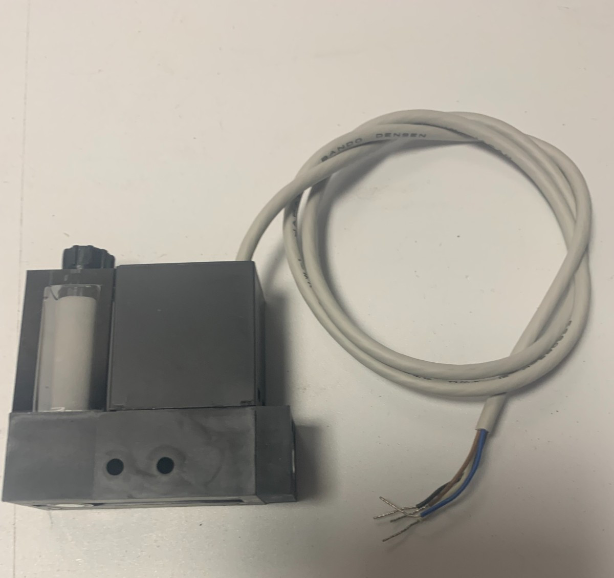 NEW SMC ZSE3-0X-21 Pressure Switch