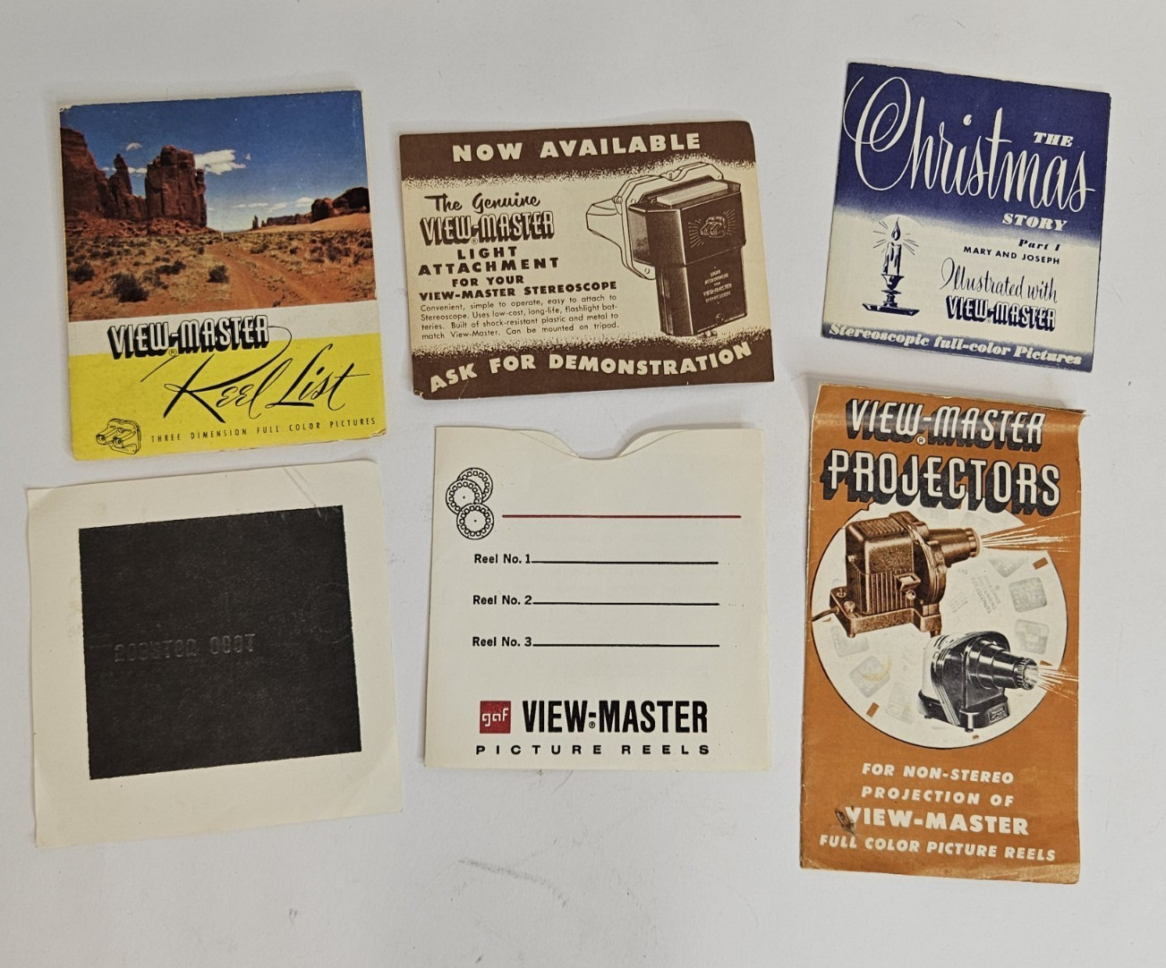 Vintage View-Master Junior Projector w/ Box, Reels & Paperwork – Powers On –