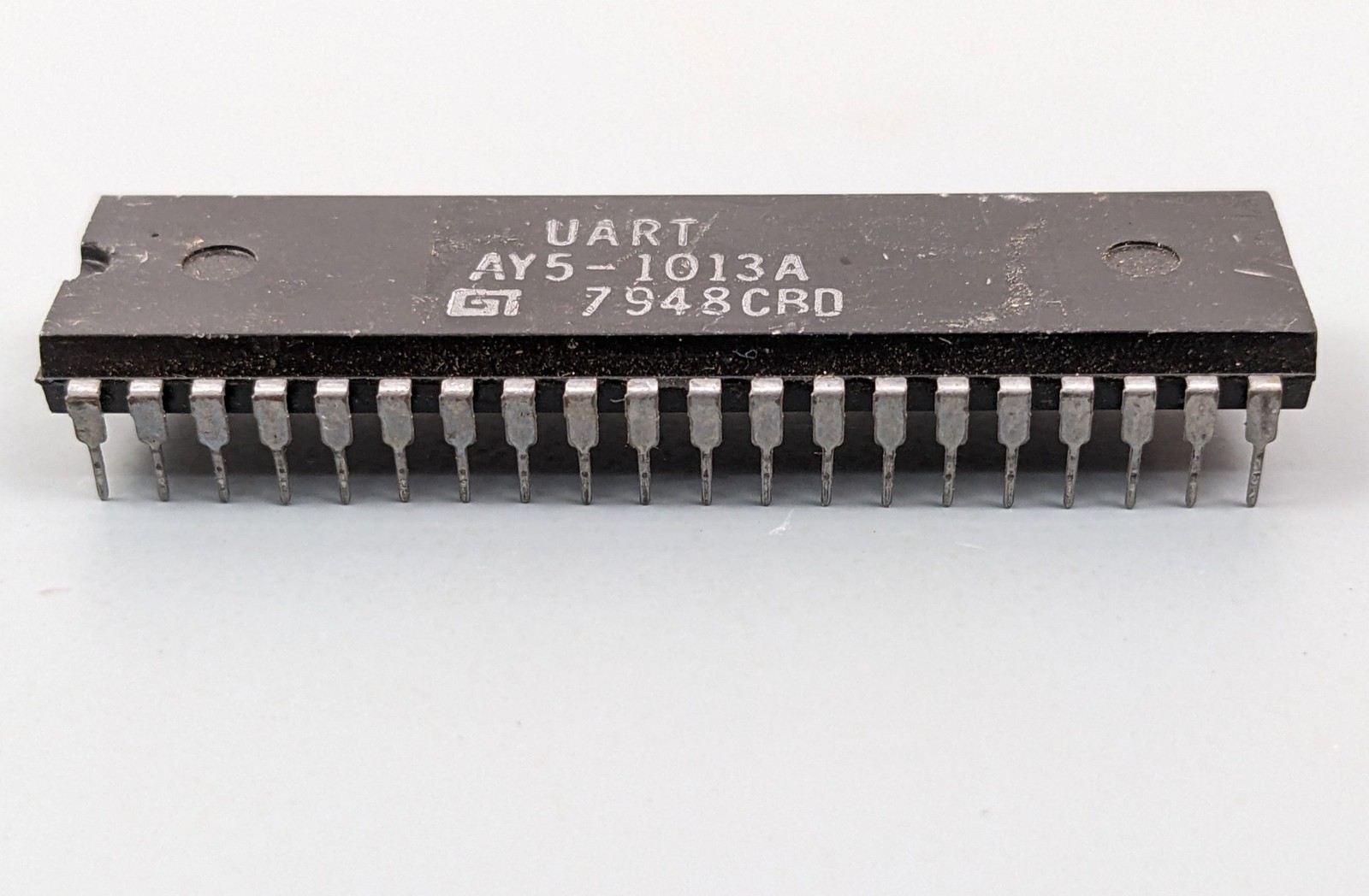 General Instruments AY5-1013A UART IC