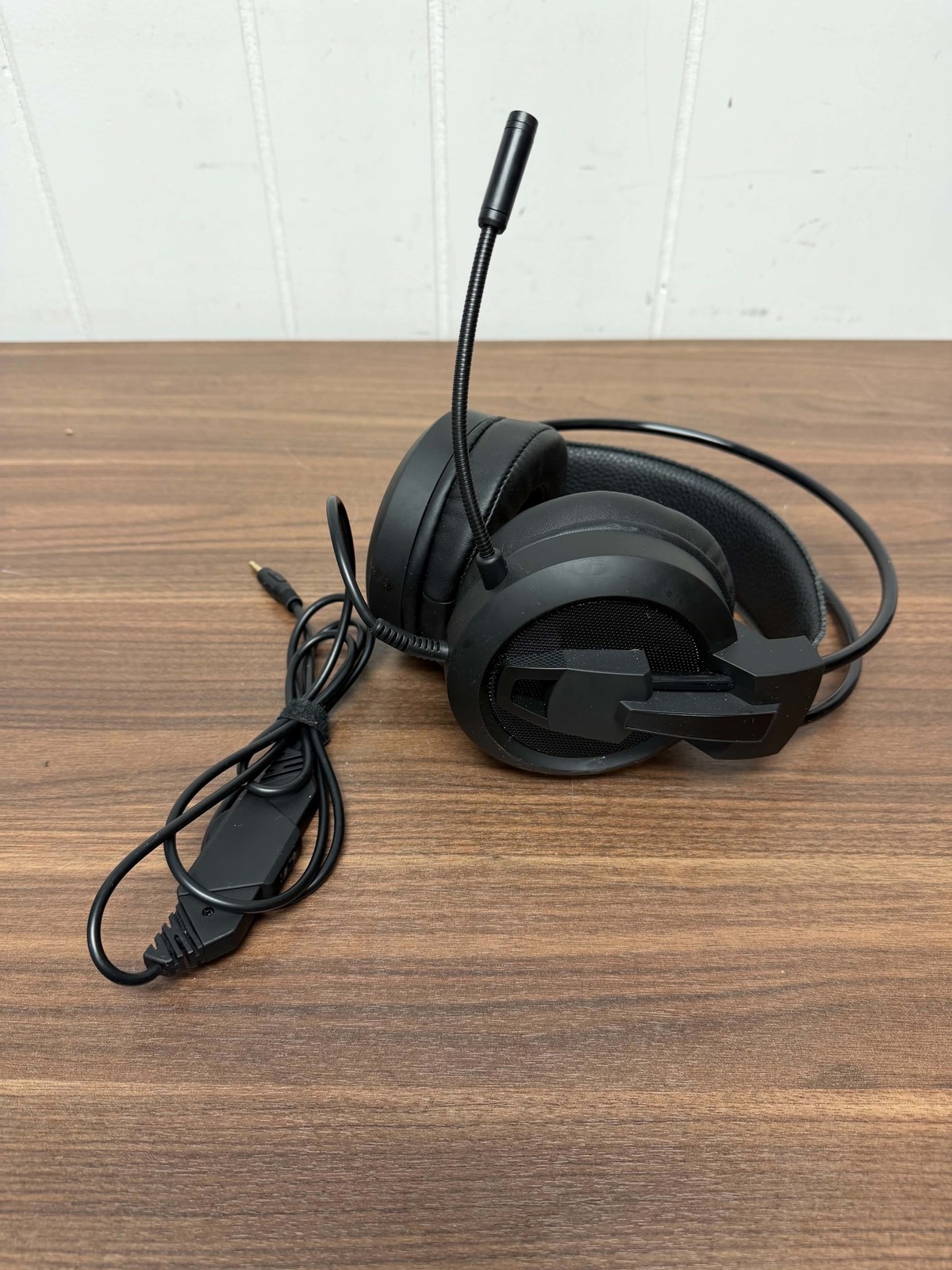 Snakebyte Black 3.5 MM Wired Over The Ear Gaming Headset With Boom Mic 8E