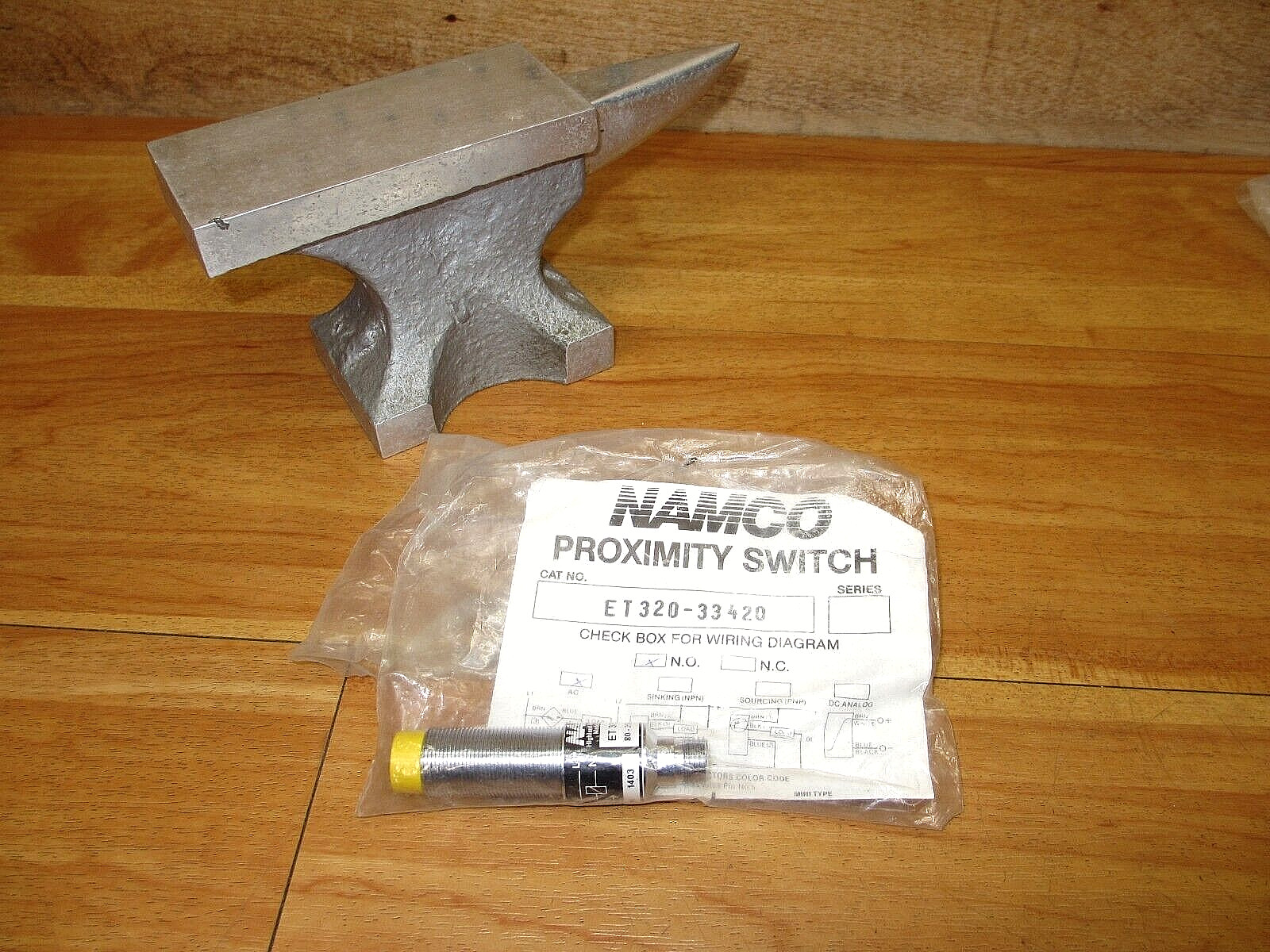 Namco ET320-33420 *NEW* Proximity Sensor Switch