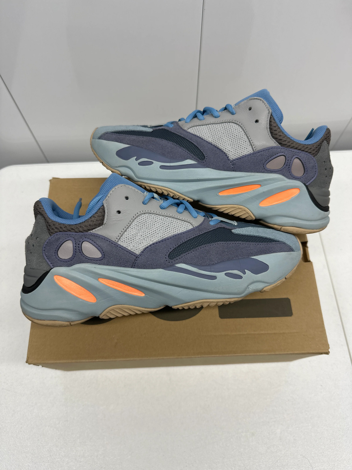 Carbon Blue 700 (10)