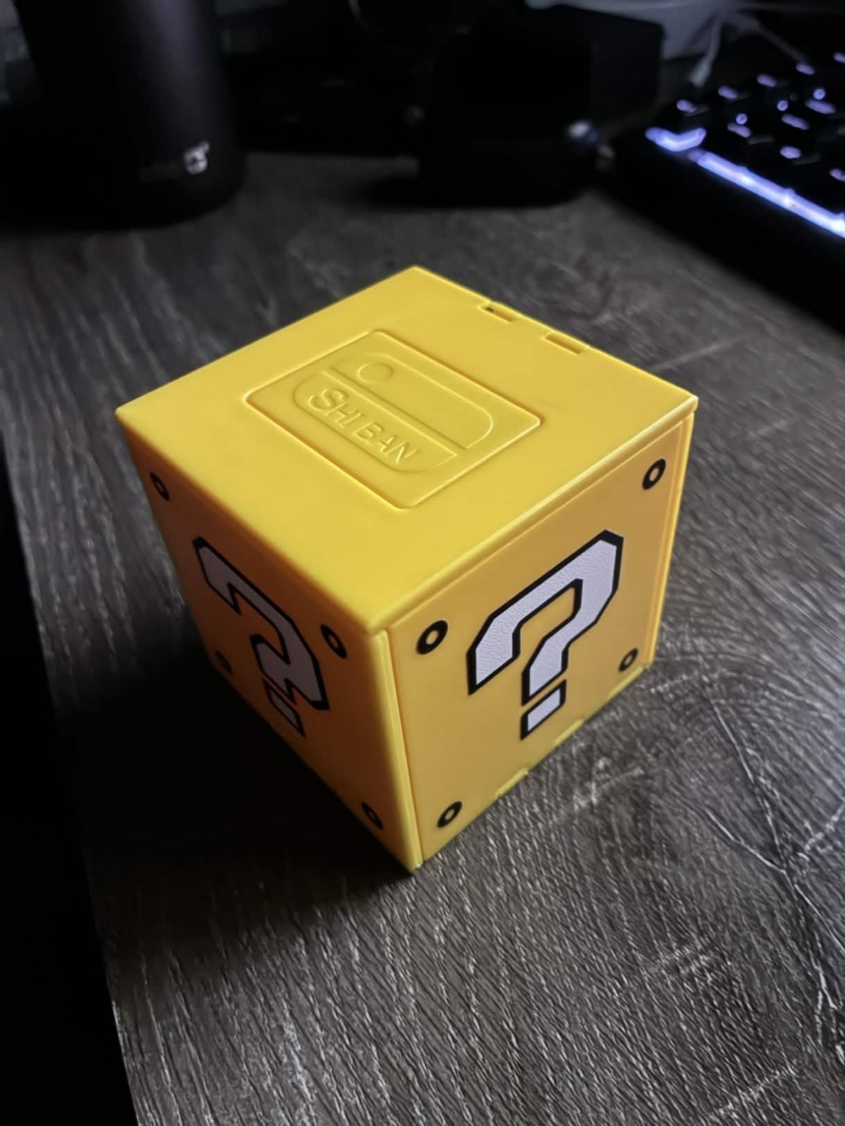 Nintendo Switch Card Case / Holds 41    No damage, very clean
