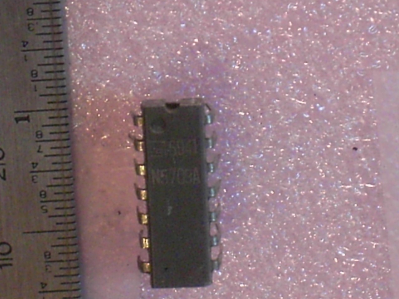 Motorola N5709A (MC1709CPI) Op Amp DIP 14