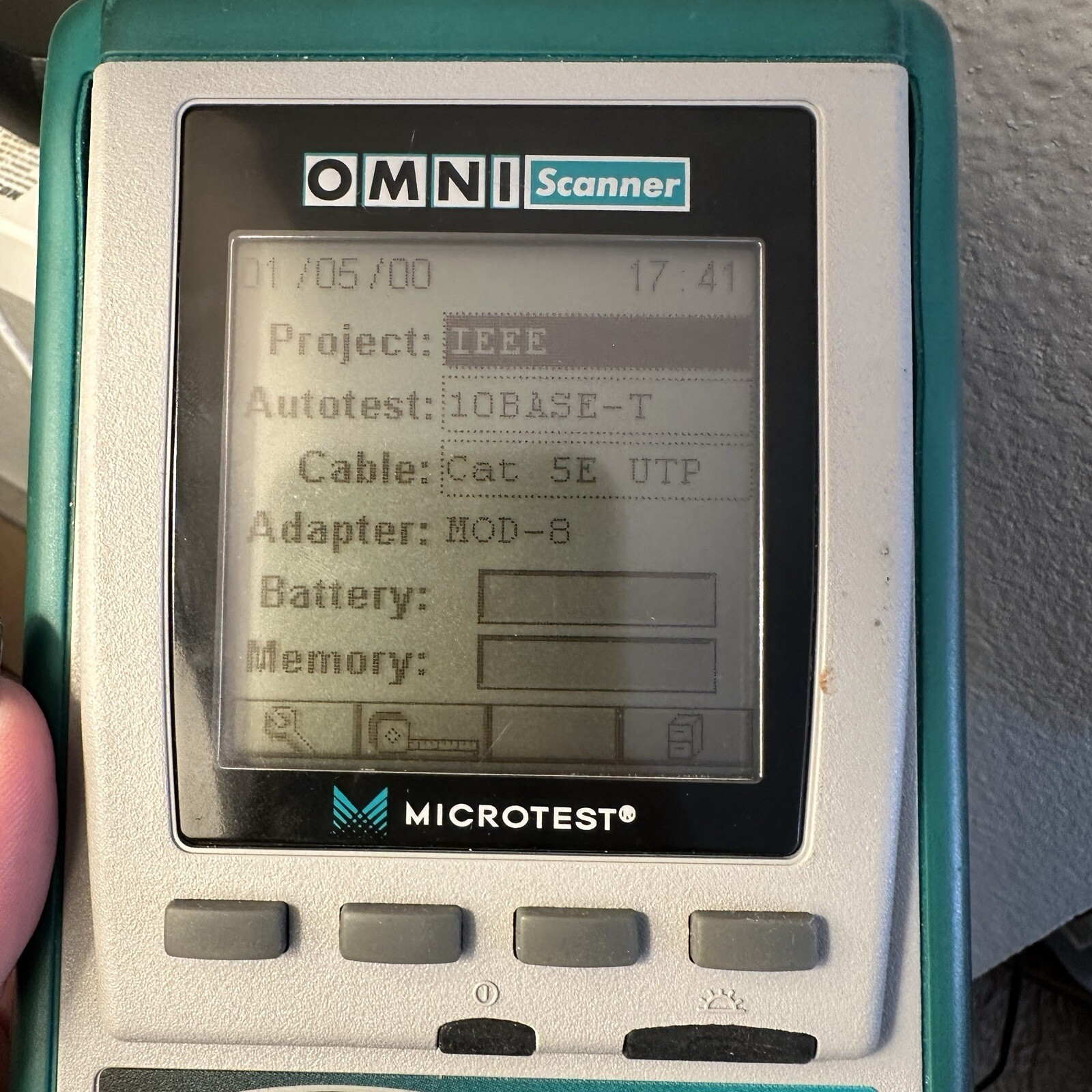 Fluke Microtest Omni Scanner 2 Remote 2 Mod-8 CAT 6 Adapters PARTS ONLY READ DET