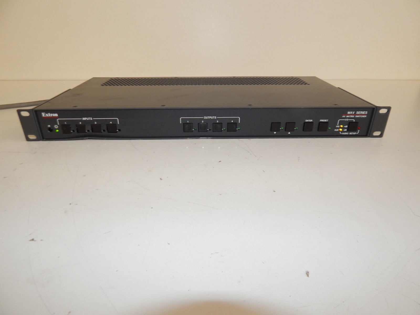Extron MAV Series 44 AV Matrix Switcher Rack Mount Audio Video (XDV41)