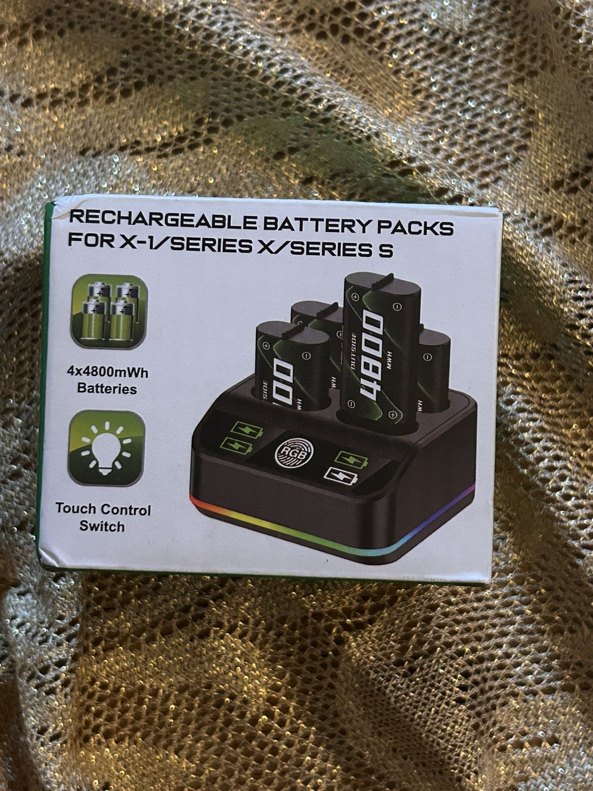 DINOSTRIKE 4-Pack Rechargeable Xbox Series X/S Battery Packs Charging Dock RGB