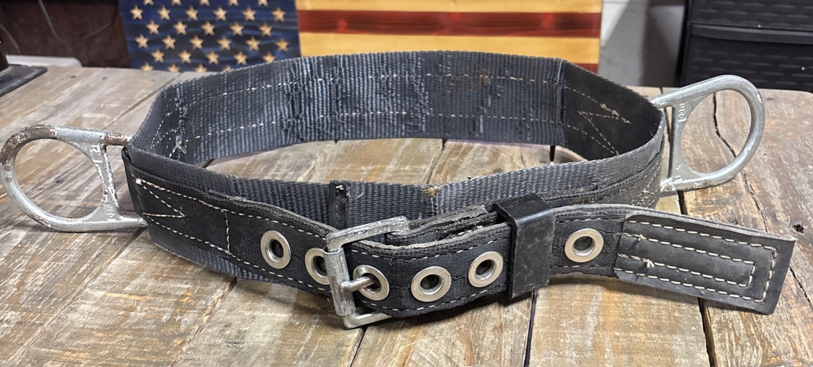 Miller 2NA/LBK Body Belt, 2 D-Rings, Hips Location, Stainless Steel USED GC