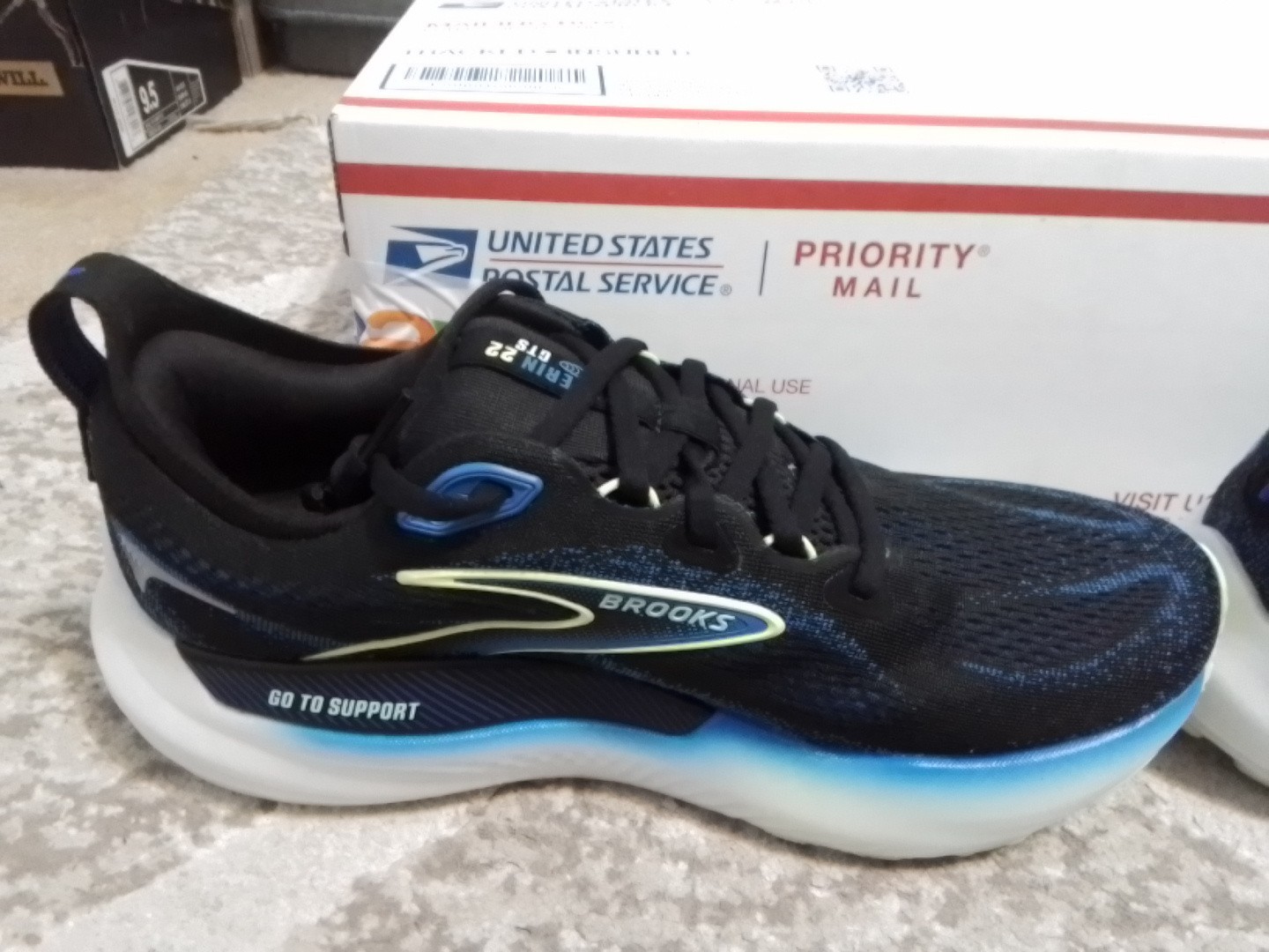 Brooks Glycerin GTS 22 Men's Shoes Size 8 B MEDIUM 1104461D002 BLACK COBALT NEO