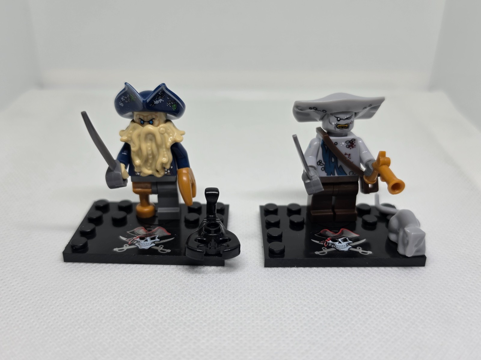 Pirates of the Caribbean Davy Jones, Maccus Custom Lego Minifigures