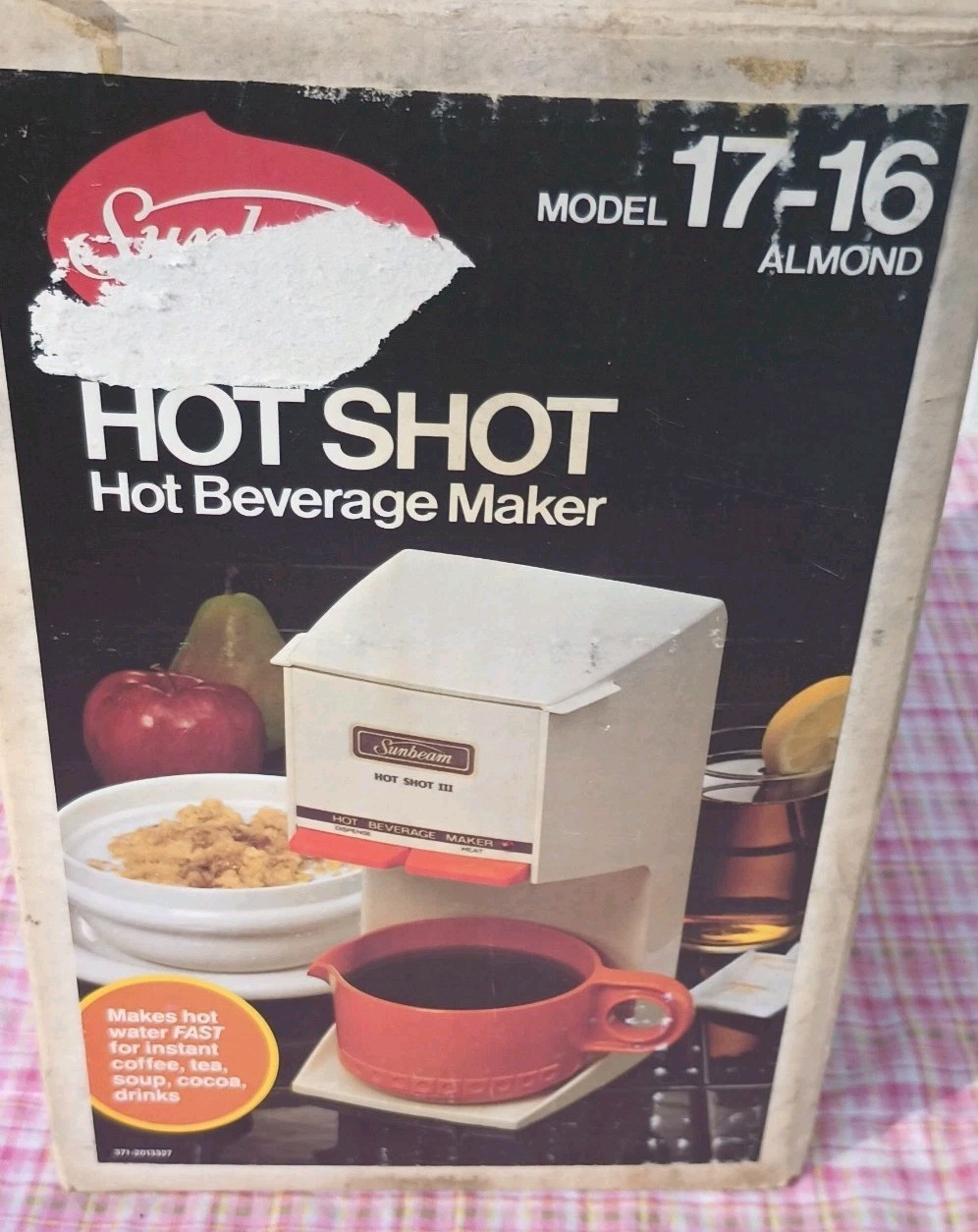 Sunbeam 1982 Hot Shot III Hot Beverage Maker # 17-16 Orange Mug  Hideaway Cord