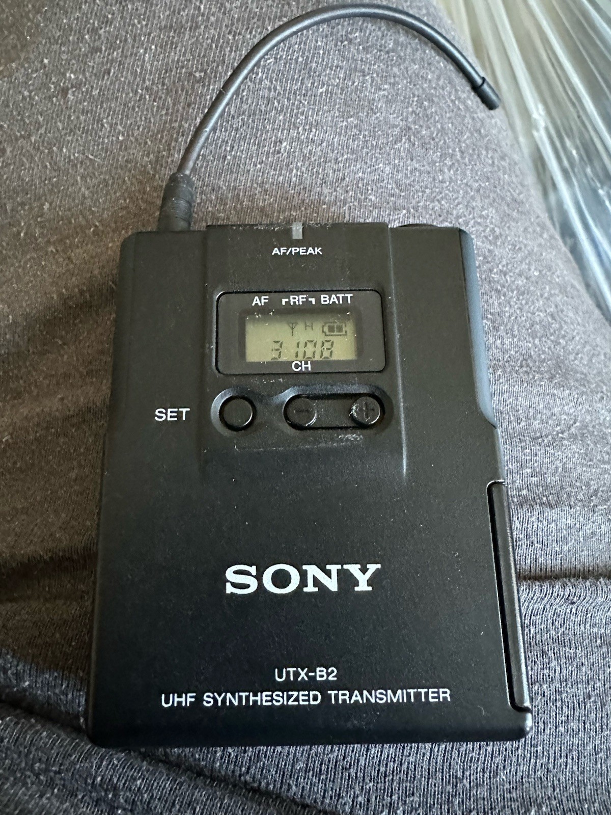 Sony UTX-B2 Synthesized Bodypack Transmitter