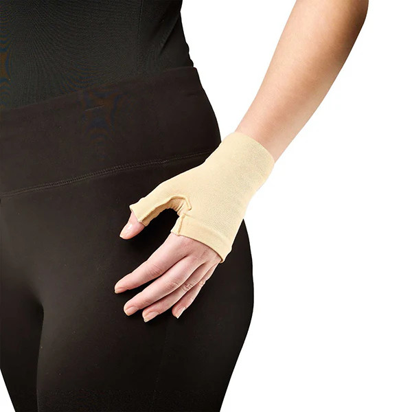 Ames Walker Style 701 Lymphedema Gauntlet 15-20 mmHg