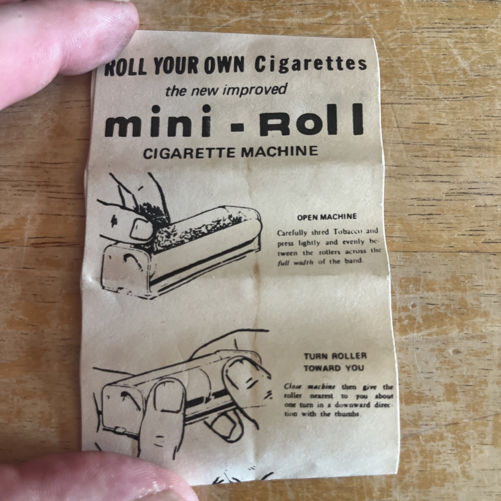 Vintage Mini Roll Cigarette Rolling Machine NOS