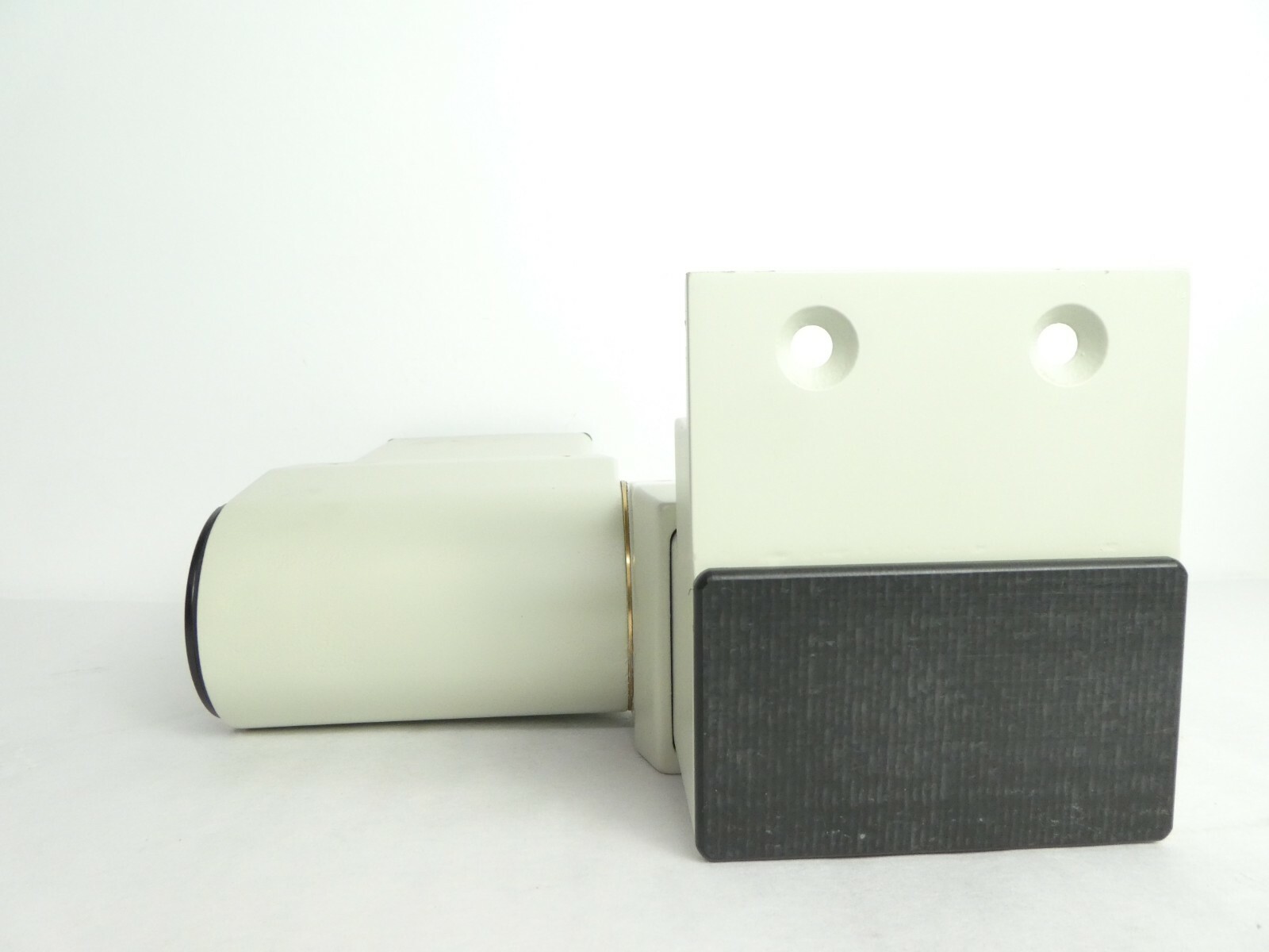 ASM Advanced Semiconductor Materials 16-333698B01 LH 90° Support Arm New Surplus