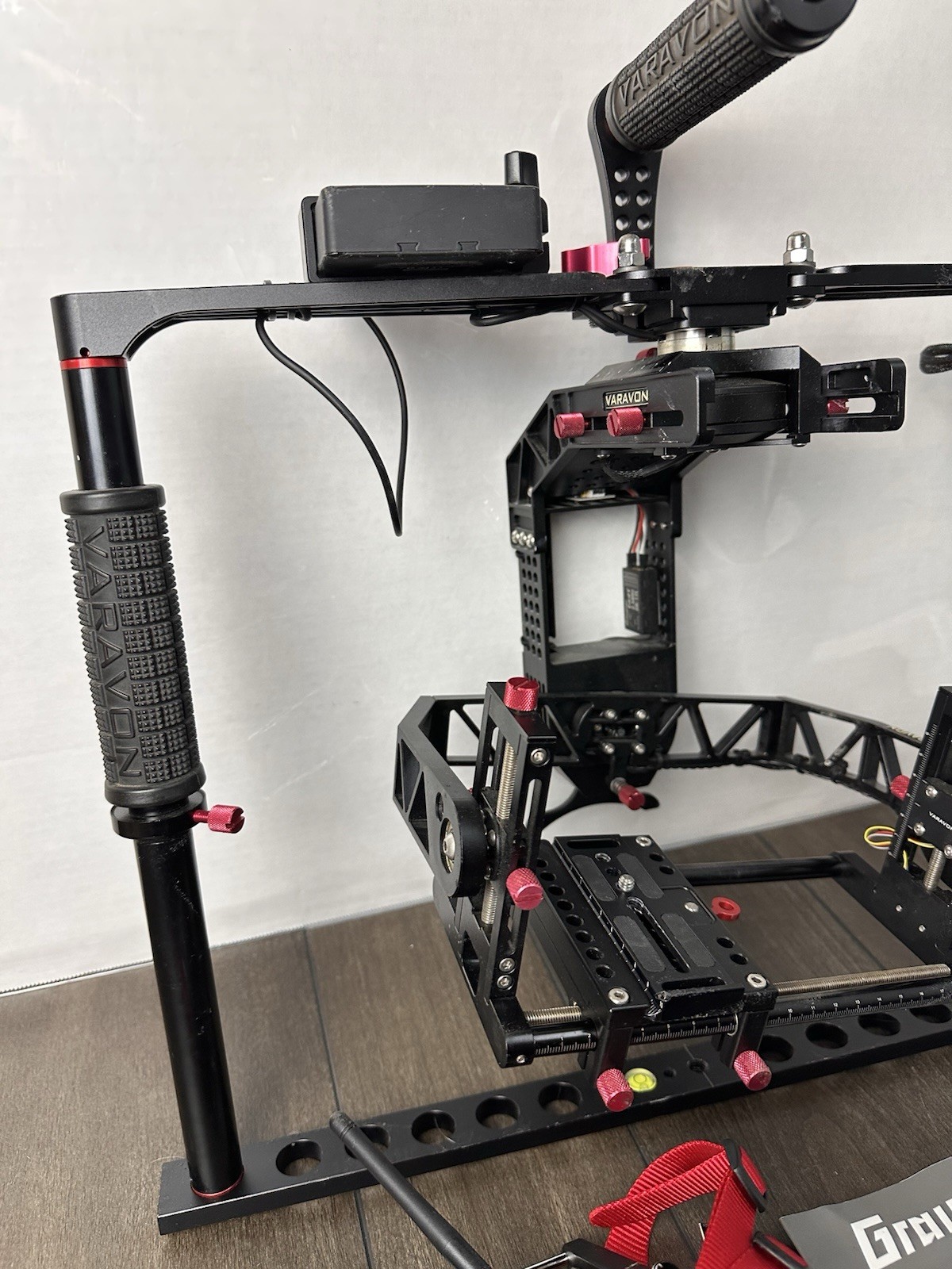 Varavon Birdycam 2 Motorized Stabilizer Gimbal with Graupner MZ-12 controller