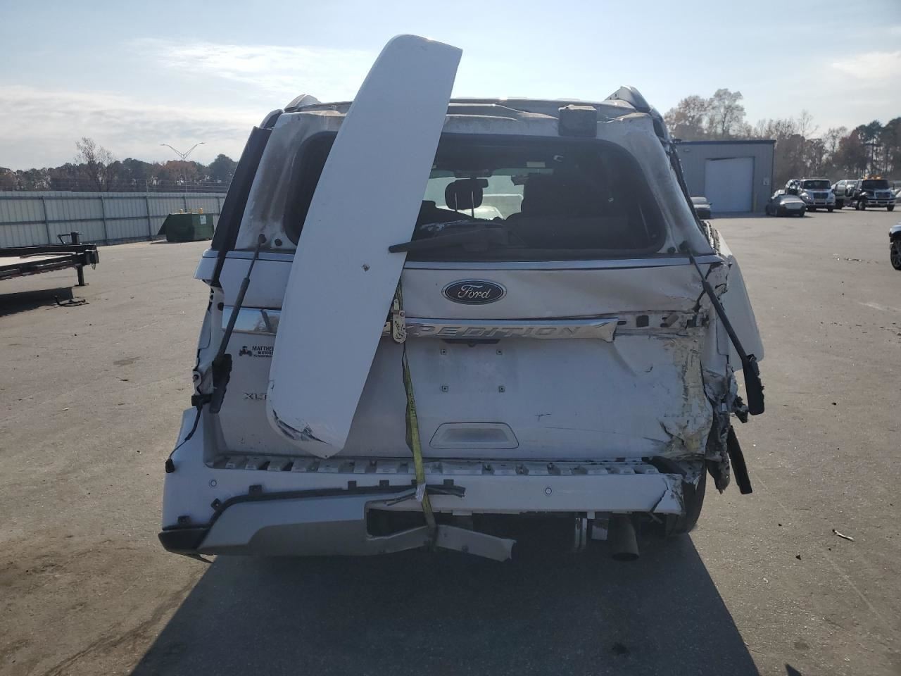 EXPEDITON 2019 Glove Box 4974402
