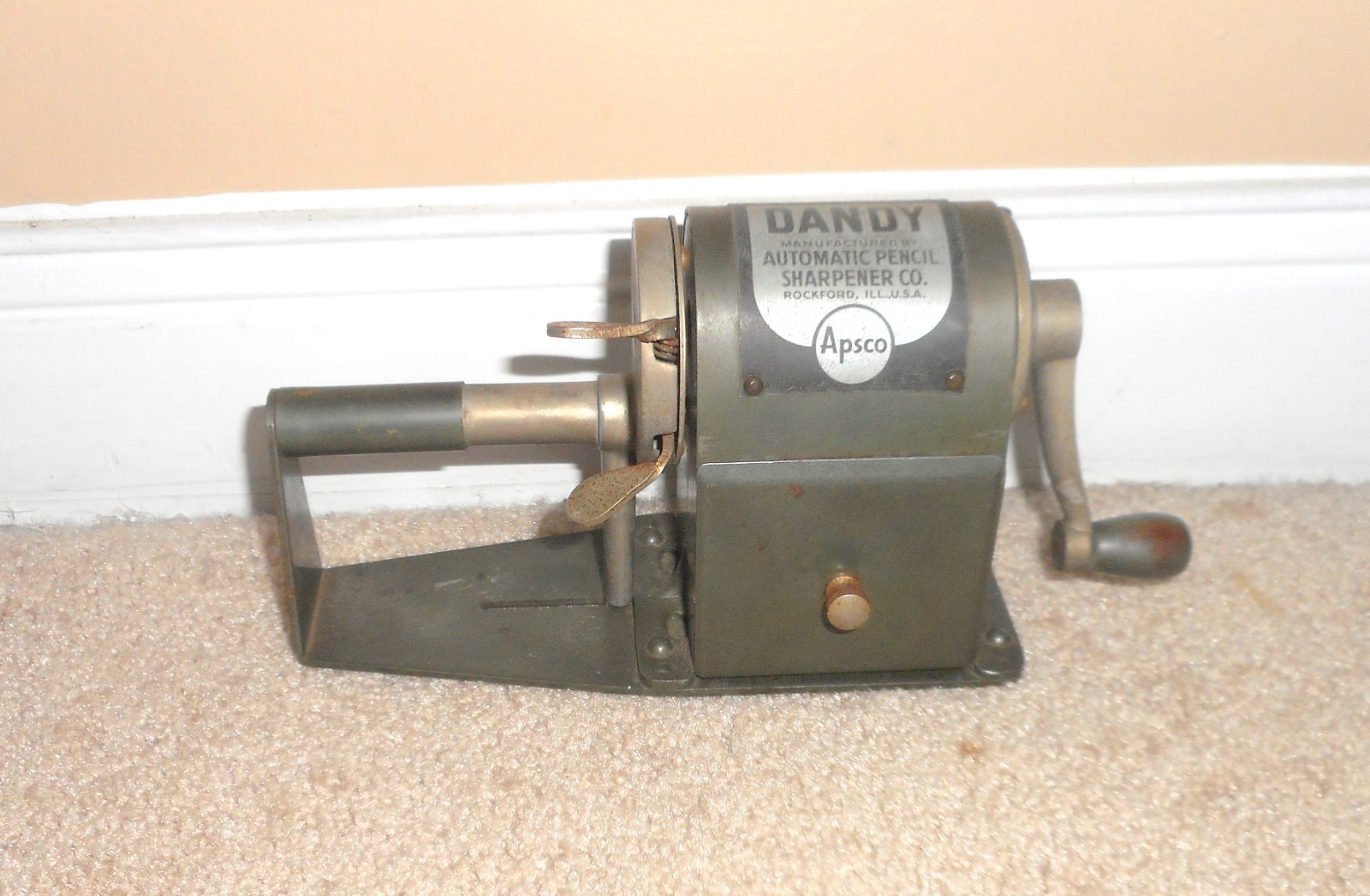 GREAT VINTAGE APSCO DANDY PENCIL SHARPENER
