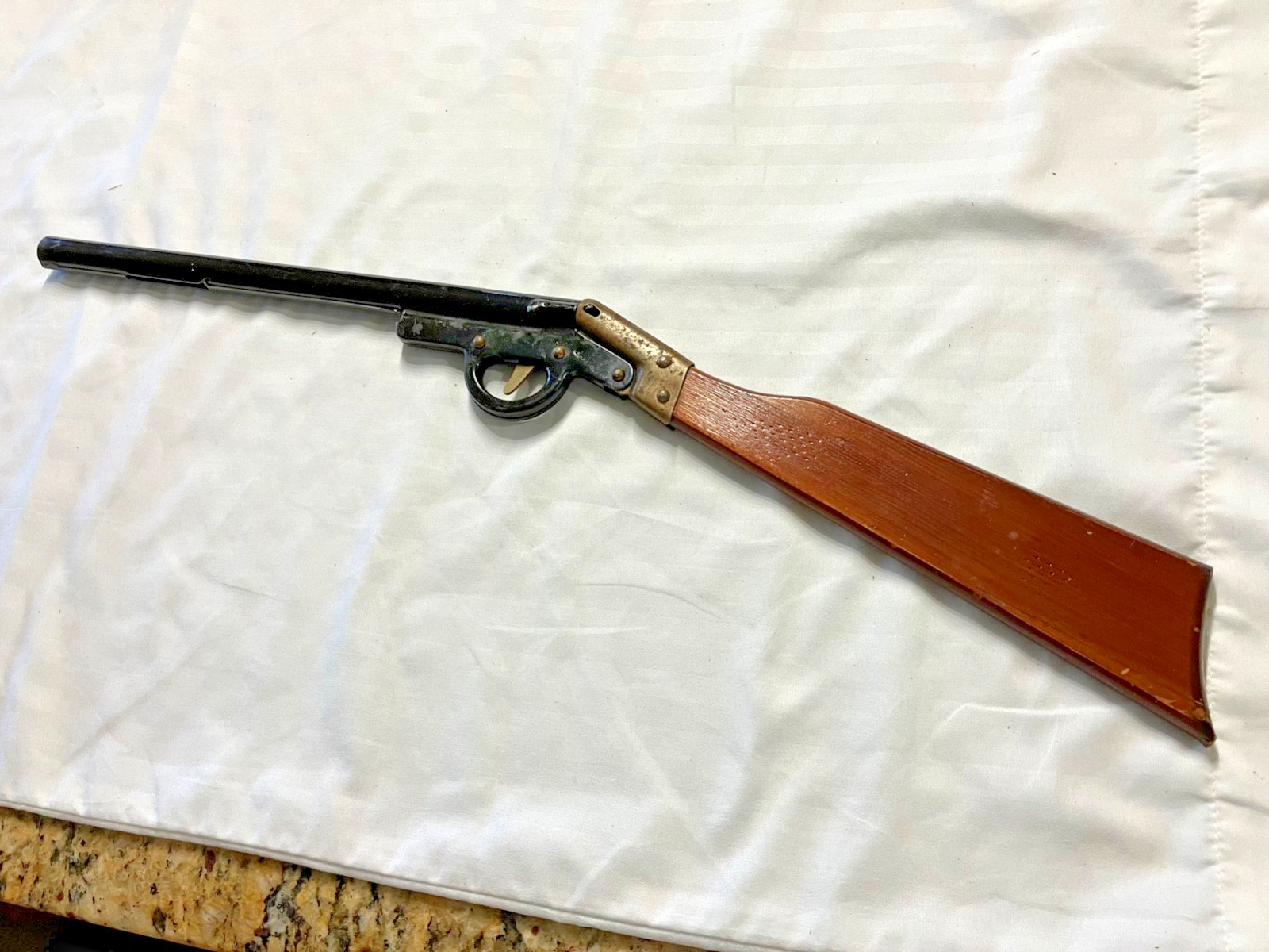 Vintage Antique MARX Wood Metal Pop Cork  Gun Rifle Made in Great Britain