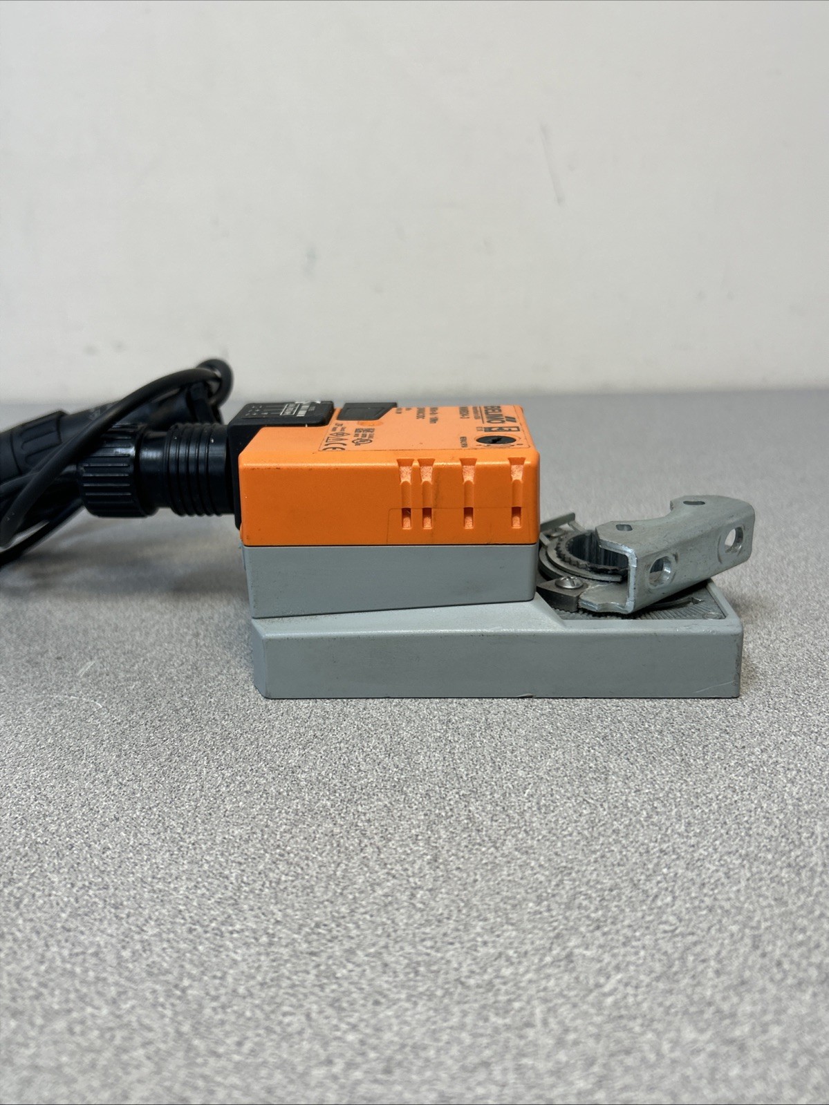 Belimo NMB24-3 24VAC/DC Damper Actuator