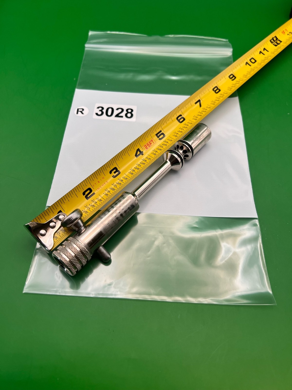 Autococker Bolt