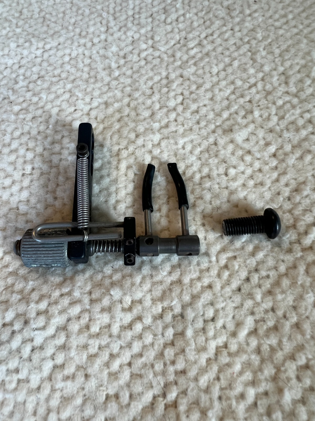 Dual Prong Compound Bow Rest
