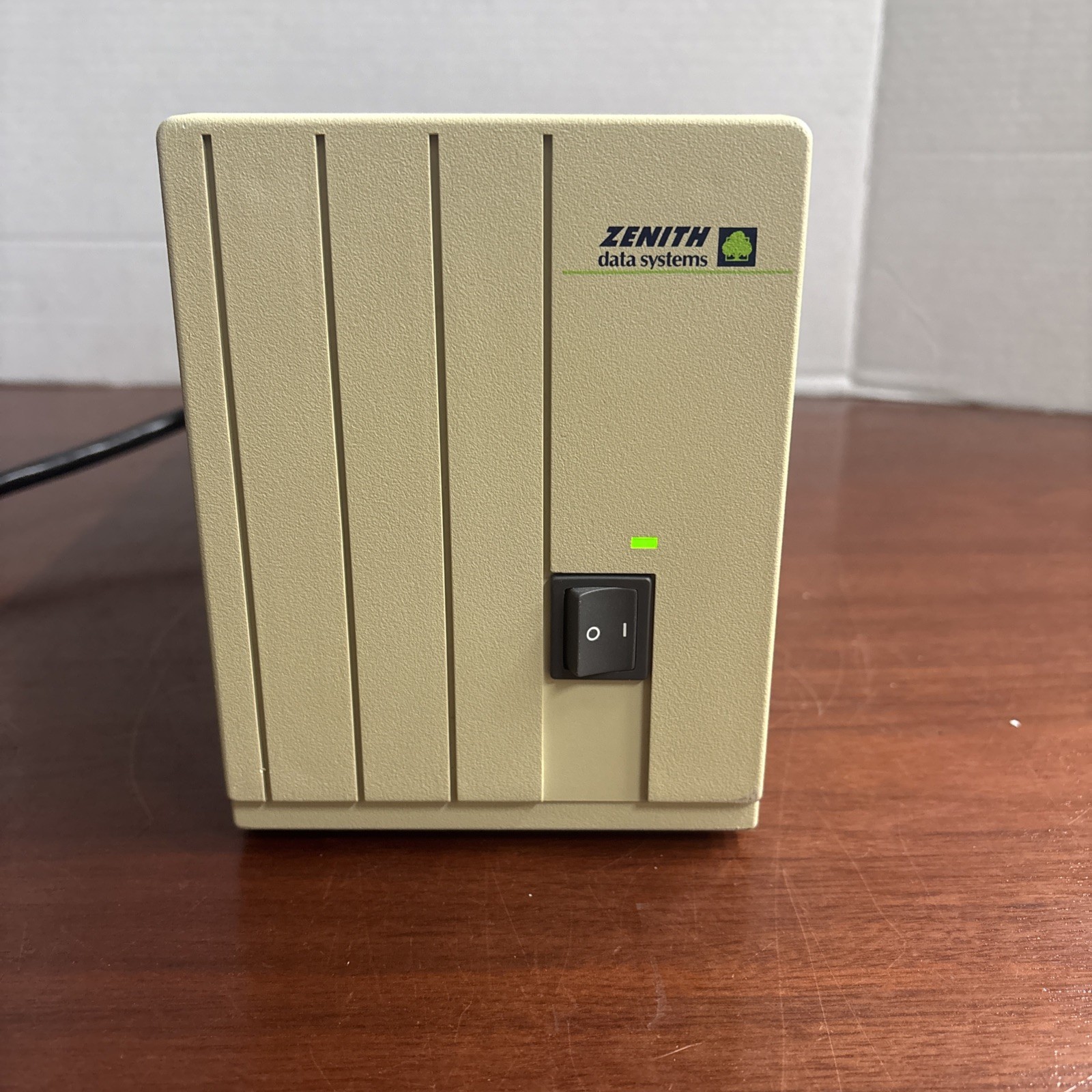 Zenith Data Systems***Turns On