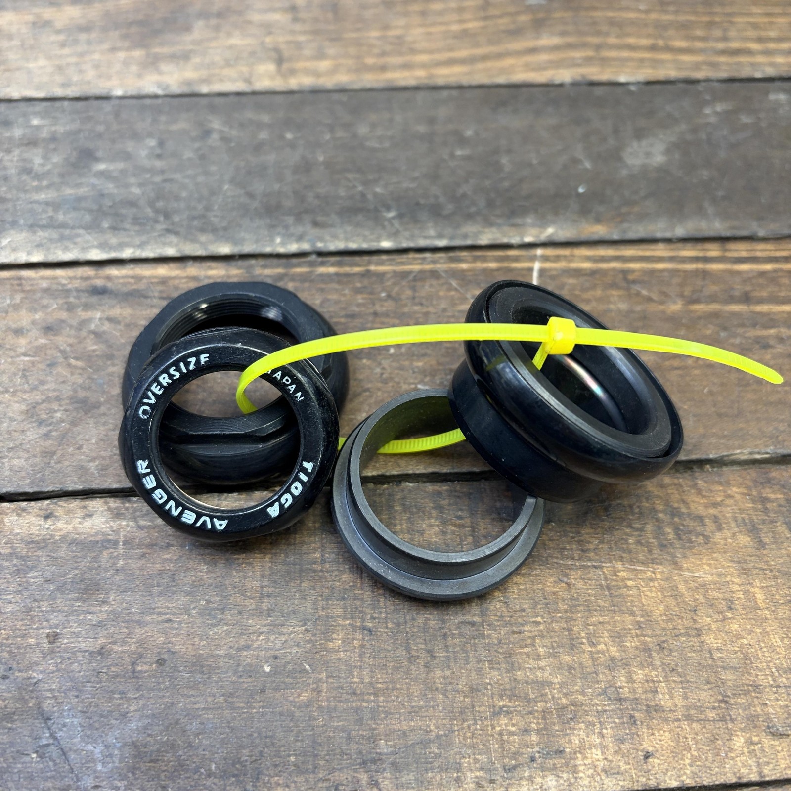 Vintage Tioga Avenger Oversize F 1 1/8 Threaded Headset NOSP PARTS Black Japan
