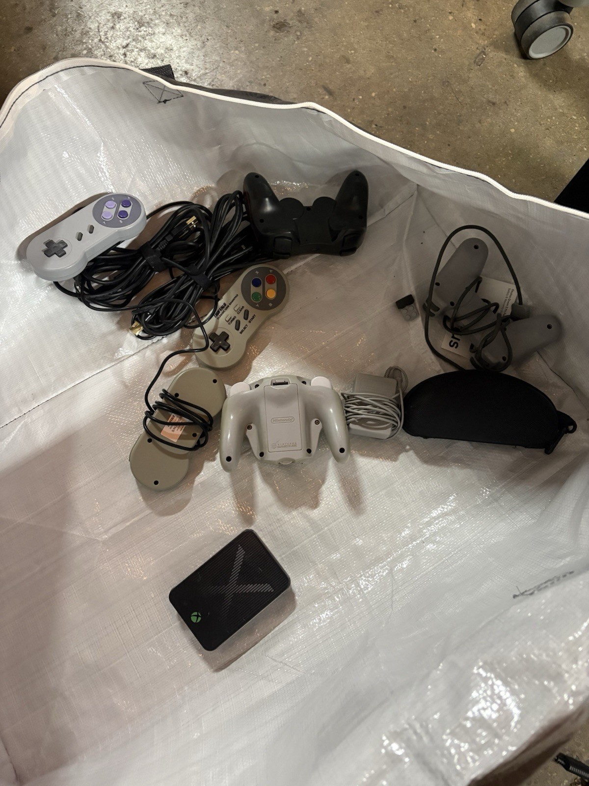 Huge VR & Gaming Hardware Lot – Oculus / HTC Vive/Samsung Gear VR/Controllers