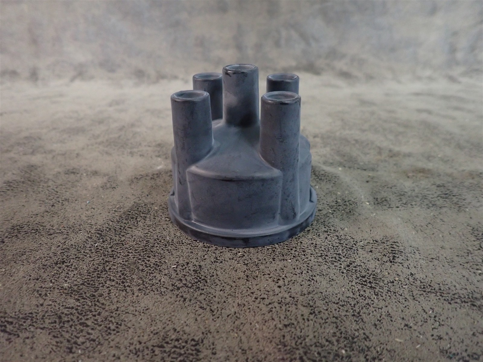 NEW WVE 5D1257 Distributor Cap (G217)