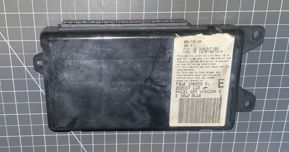 1999-2000 Ford F250 F350 F450 SD Super Duty GEM Module OEM Part# F81B-14B205-EL