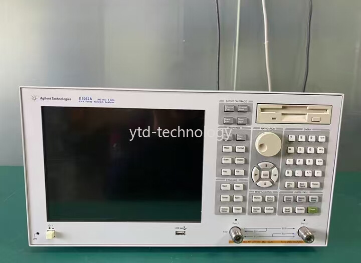 KEYSIGHT / Agilent E5062A 300kHz-3GHz Vector network Analyzer/