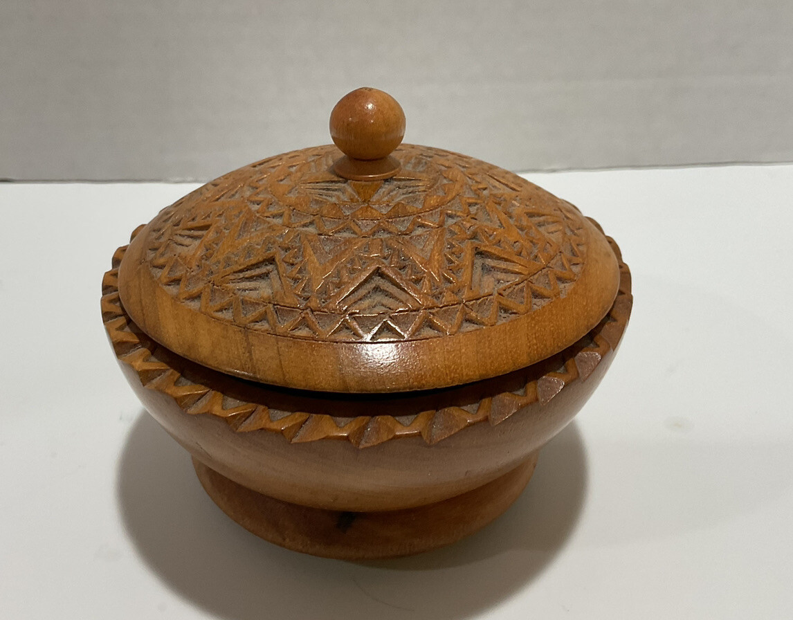 Handcarved Fruitwood Trinket Box Vintage Round With Lid 3.5”