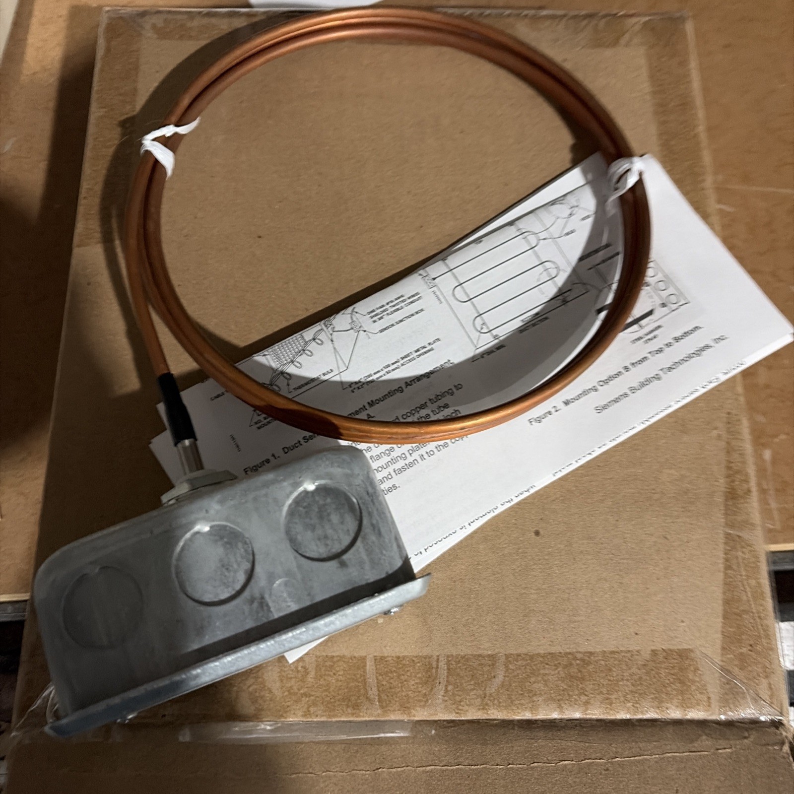 Siemens QAM2030.250 Temperature Sensor, Duct, Averaging