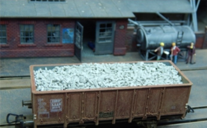 Juweela Bricks Gray  3000 Pieces 28011 HO Scale