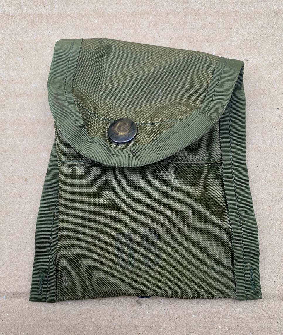 US Military LC-1 Compass/First Aid Pouch