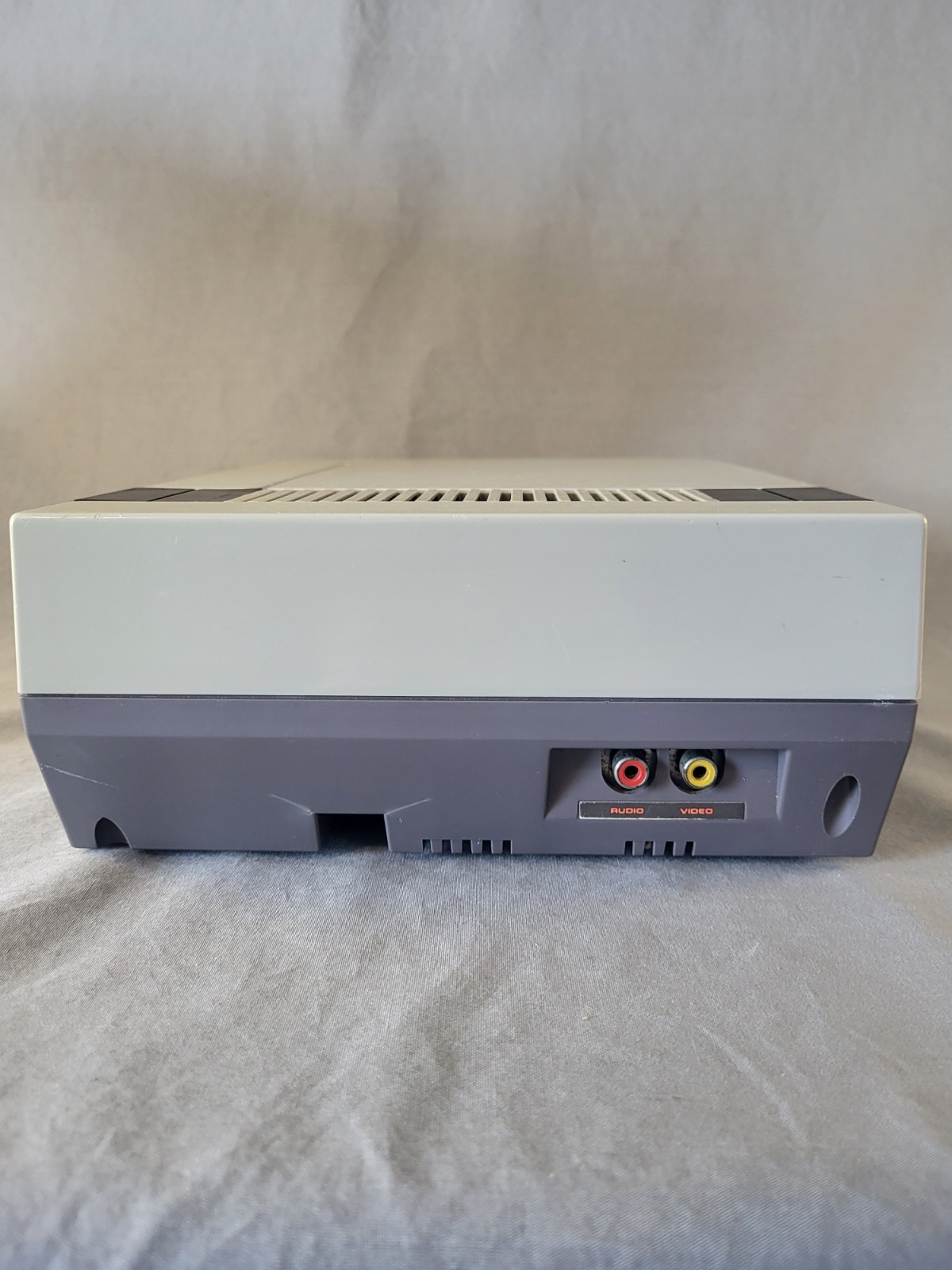 Nintendo NES Console - NES-001 - Cords & Controller - Tested - Pins Cleaned!