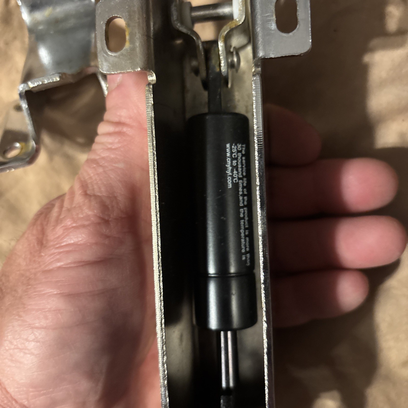 Walk-in Cooler door Closer