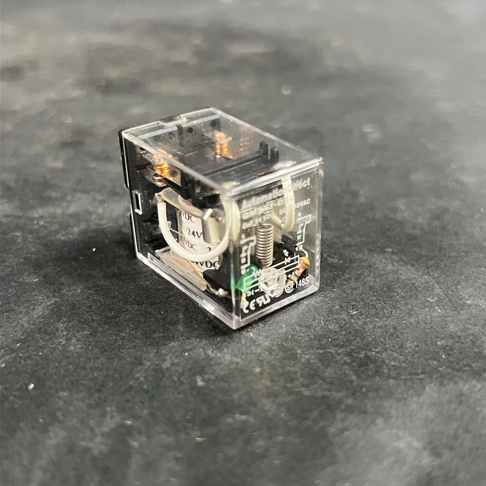 AUTOMATION DIRECT QM2X1-D24 CONTROL RELAY ($18 OBO)