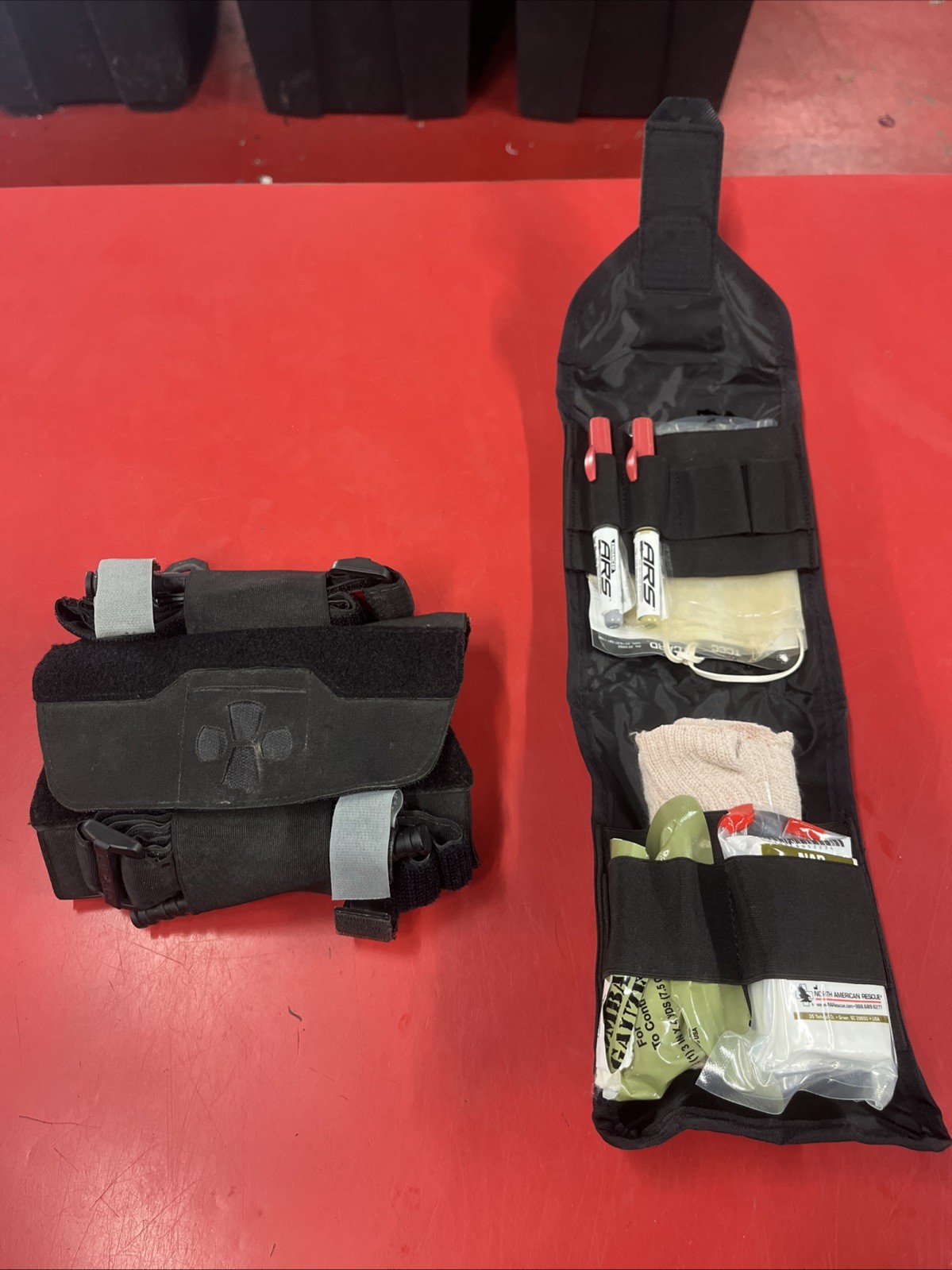 Skeletac IFAK Witchdoc Pull-Out w/ insert 3.0  & Contents Large Molle Black