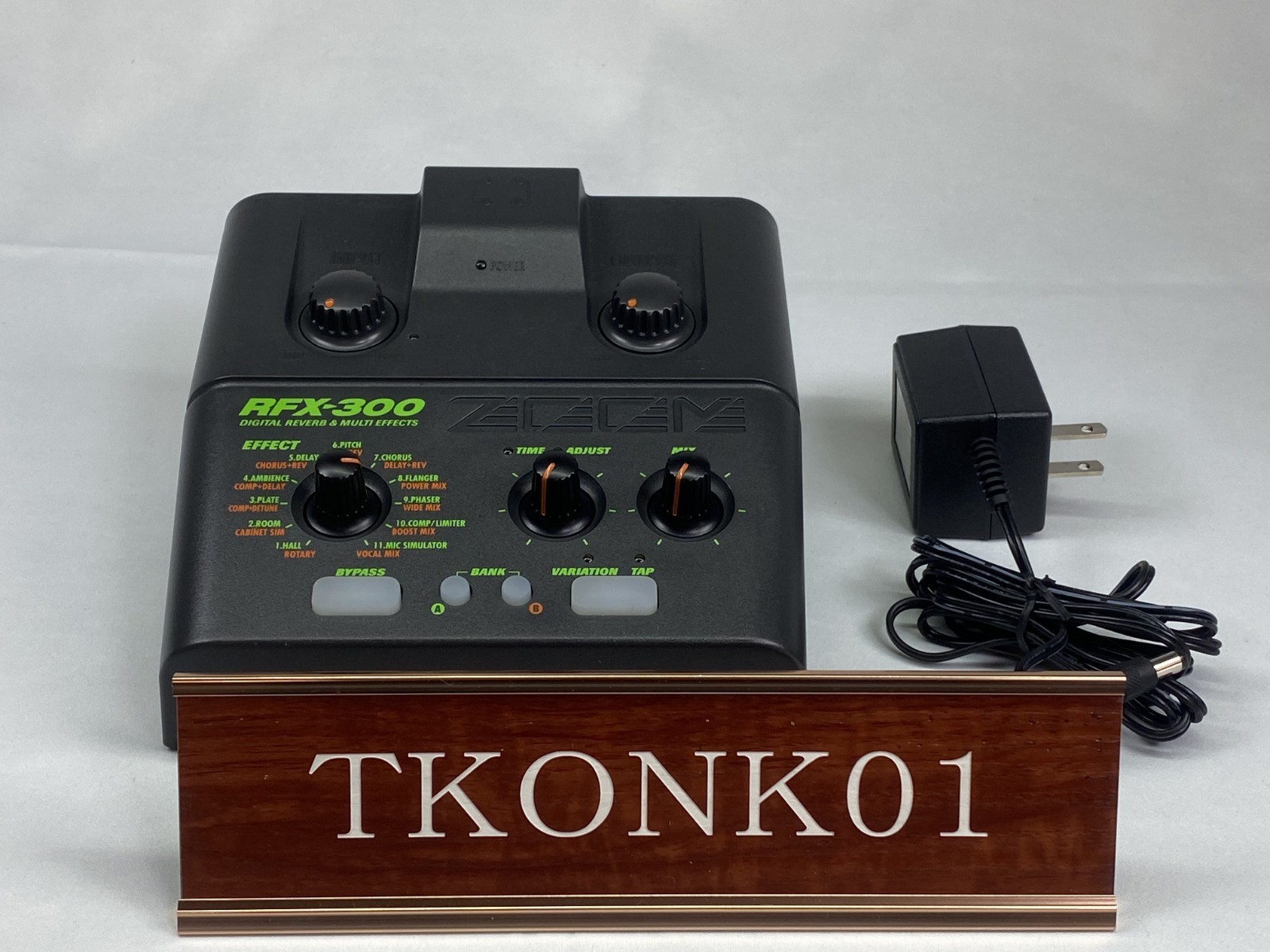 ZOOM RFX-300 Digital Multi Effects Processor Tested Working w/ AC Adapter Japan
