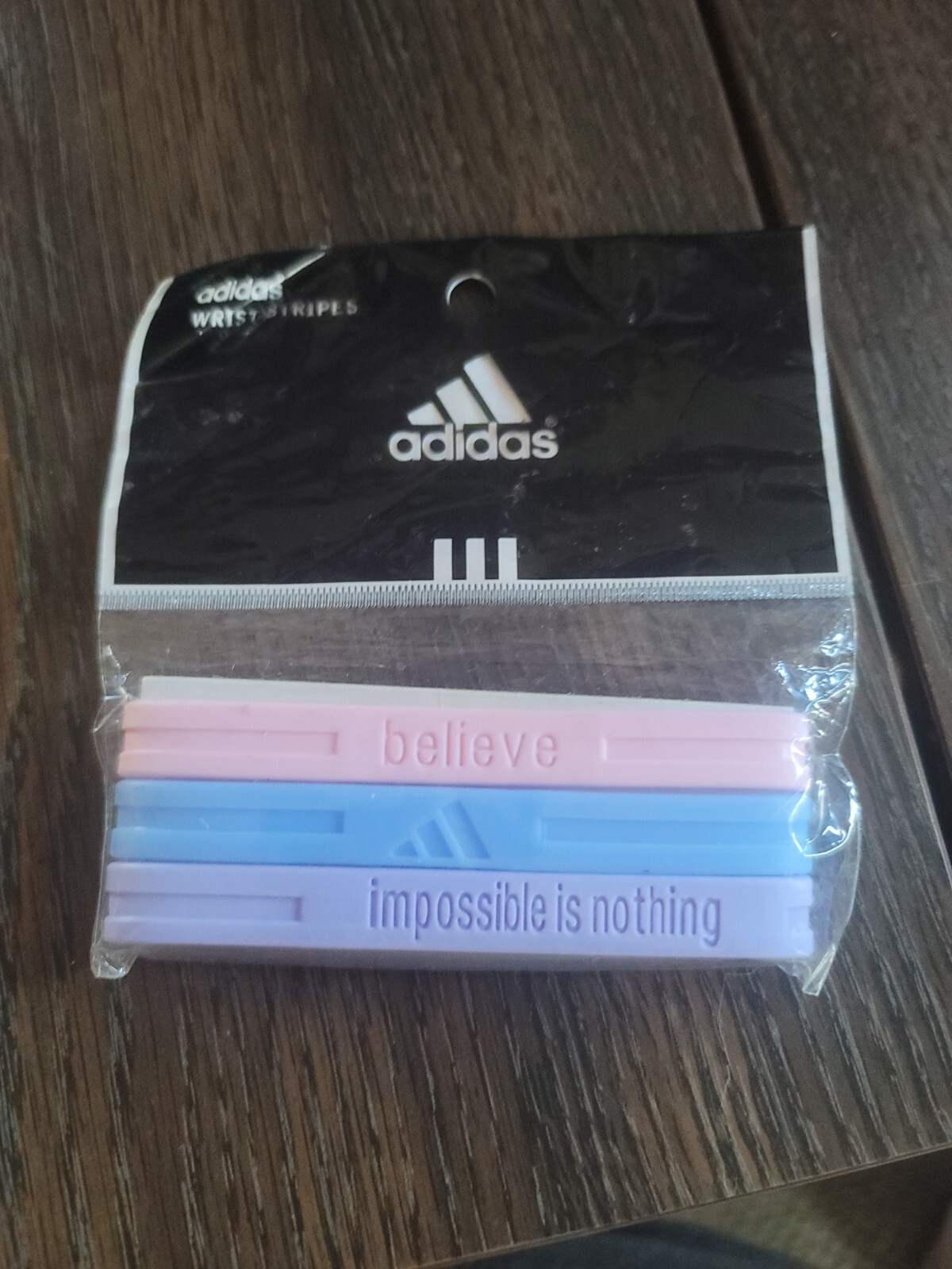 Adiads Wrist Stripes