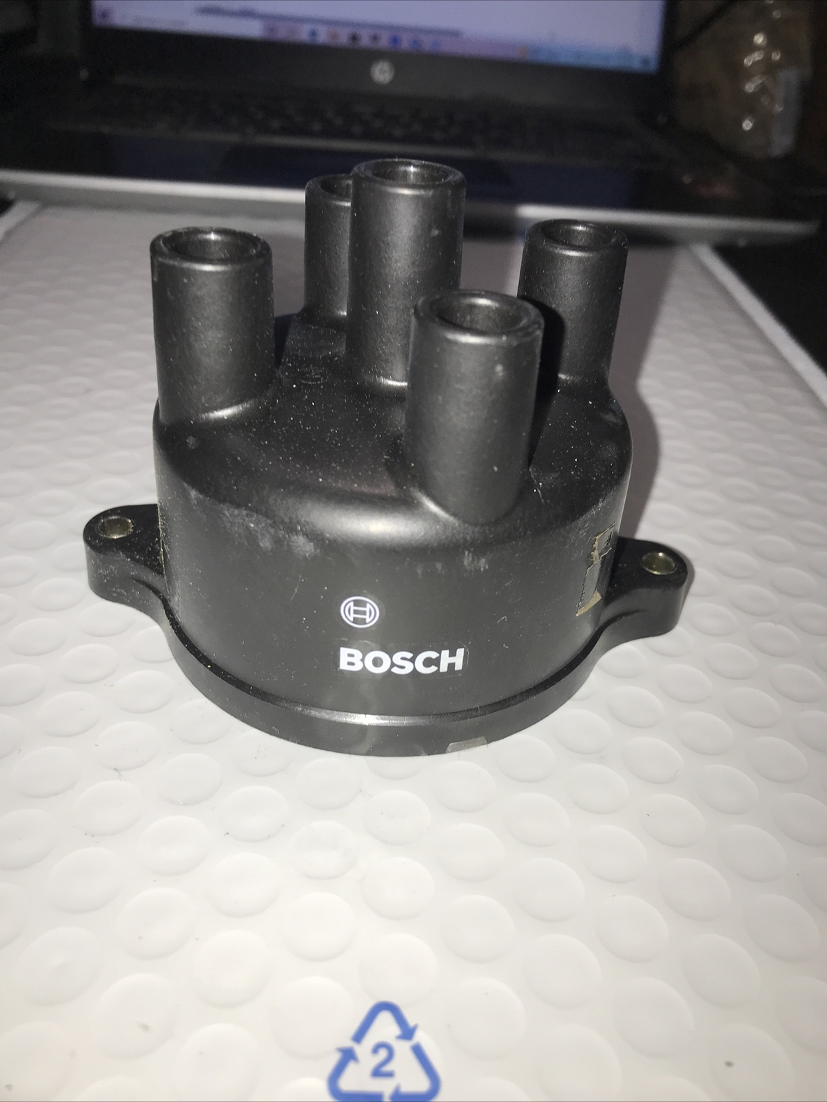 Distributor Cap-Ignition Cap Kem W368 Made By Bosch