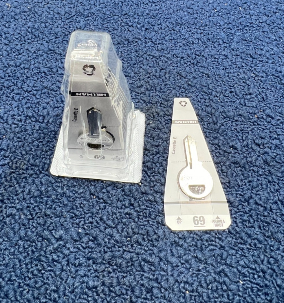 (QTY 20) Hillman 88051: Brass Silver #69 Universal Single Sided Blank Key