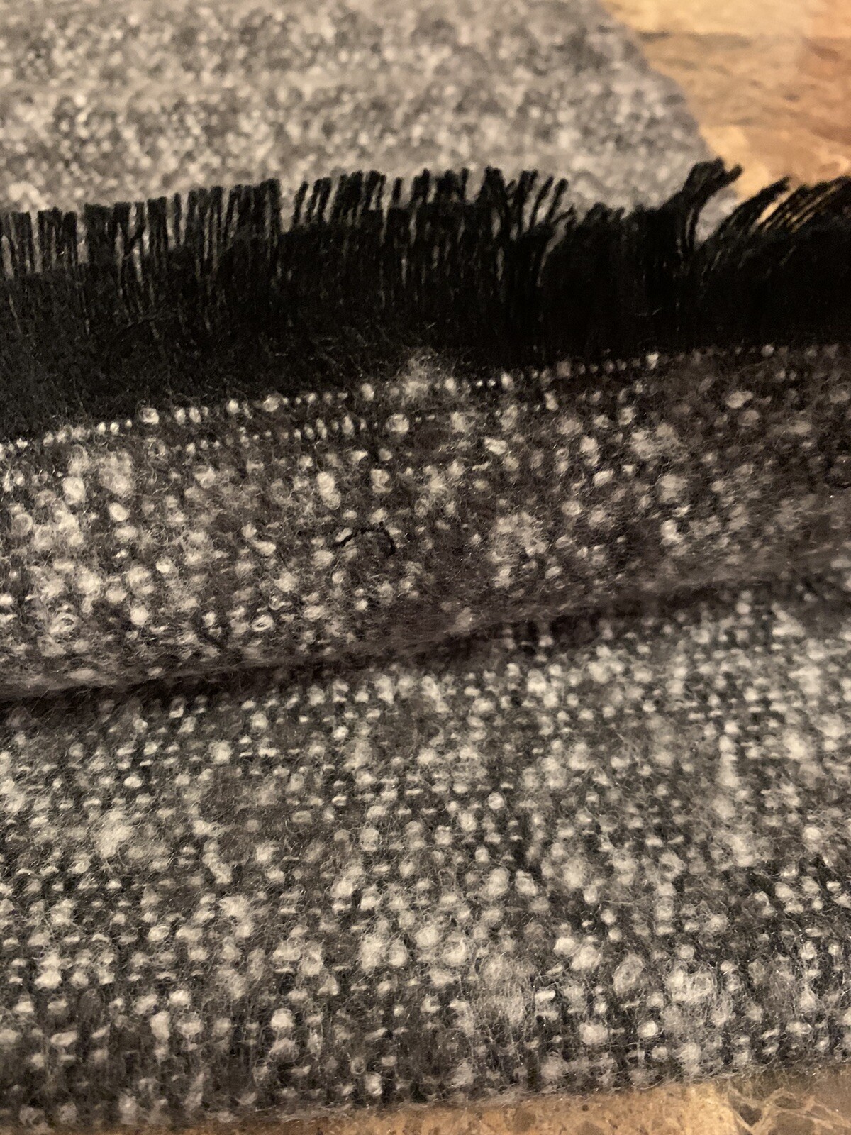 Pronto Uomo Mens Wearhouse Gray, Black & White Marled Mens Scarf Super Soft NWT