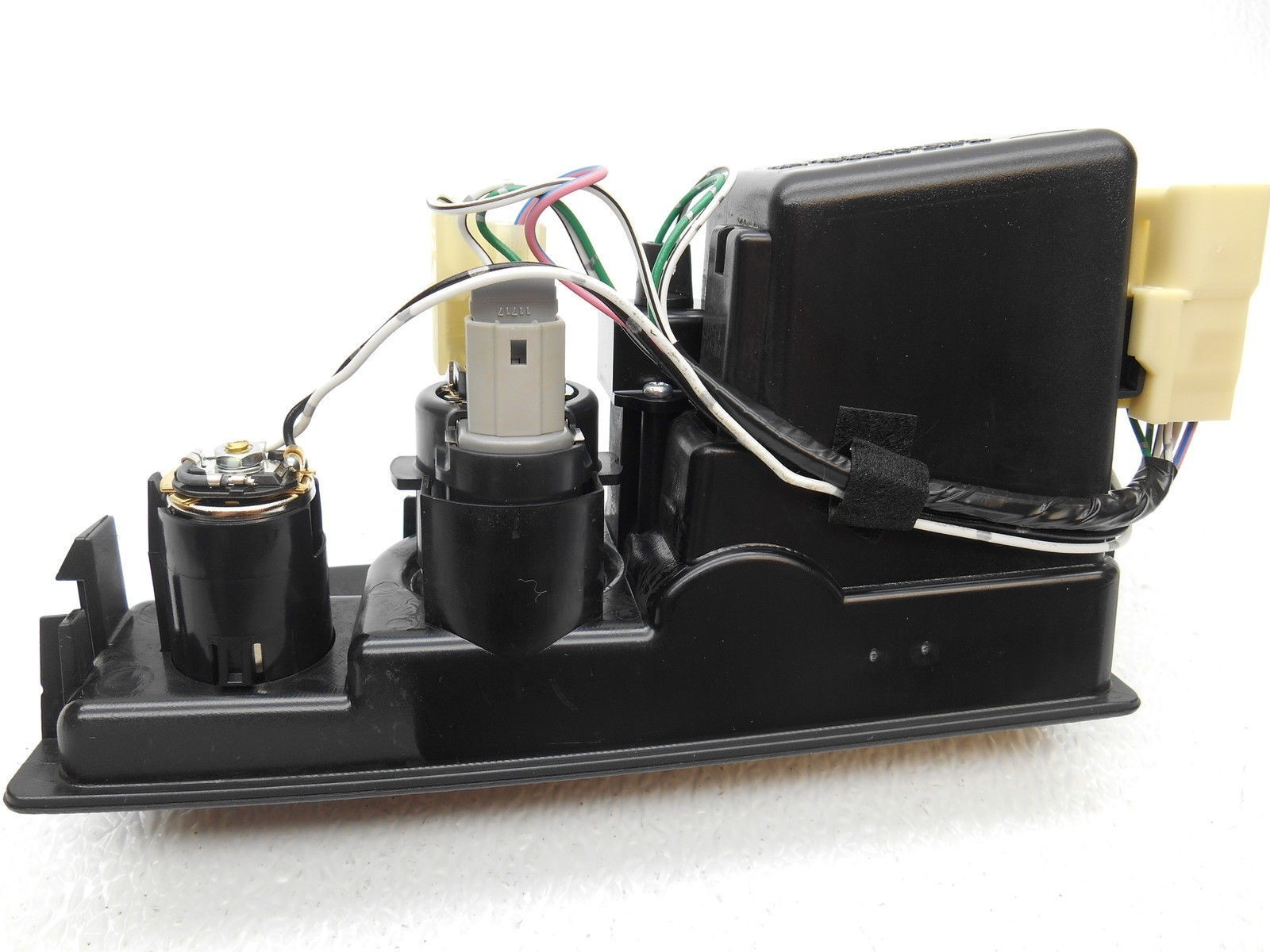 Center Console Ashtray Cigarette Lighter For 05-09 Toyota 4Runner 74110-35010-B0