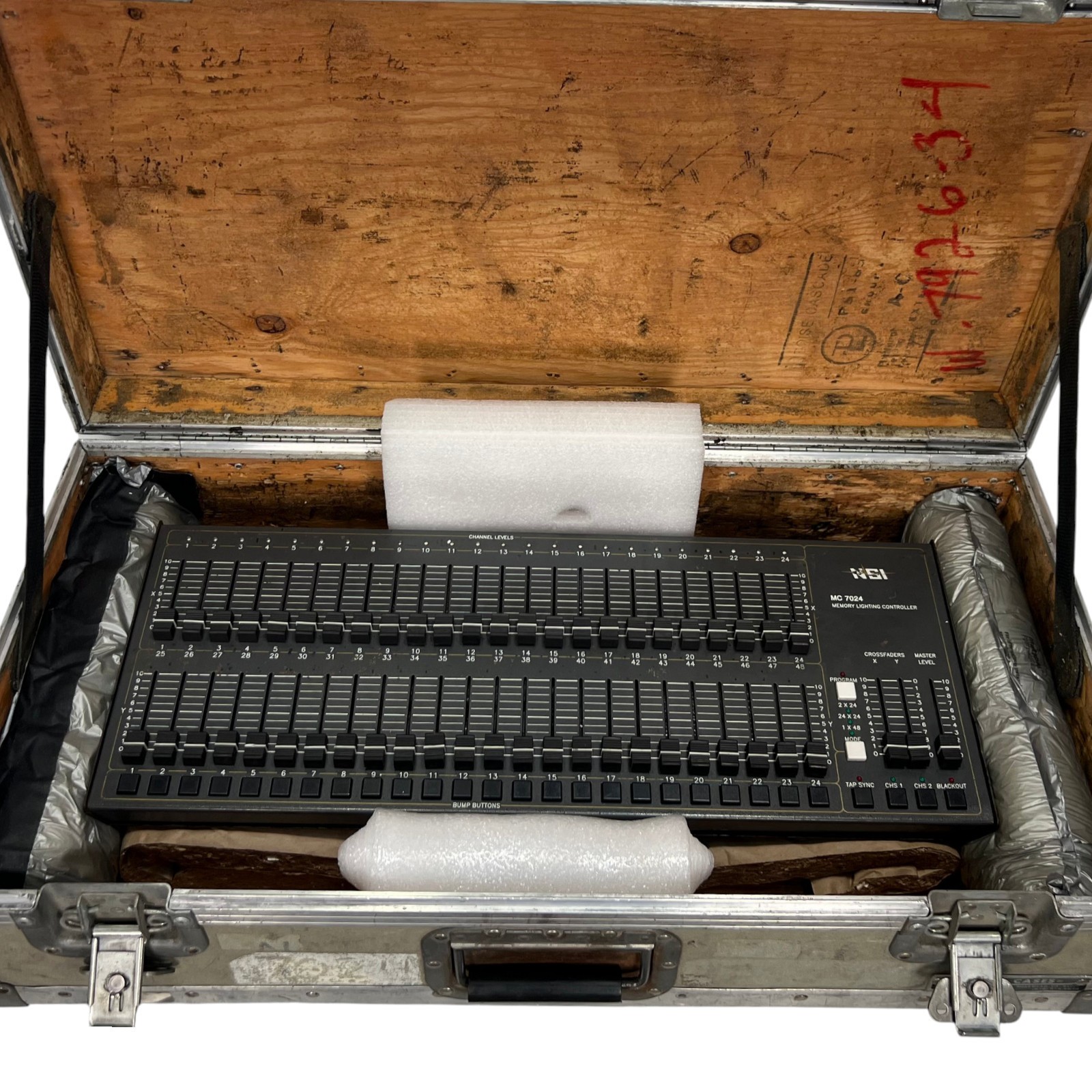 Vintage NSI MC 7024 Memory Stage Lighting Controller 24 Channel with Hard Case