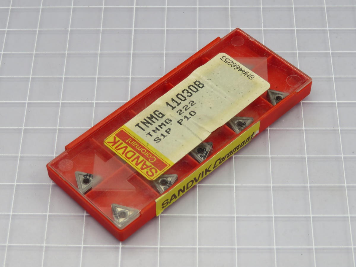 LOT OF 10 SANDVIK TNMG 110308 TRIANGULAR INSERTS T210788