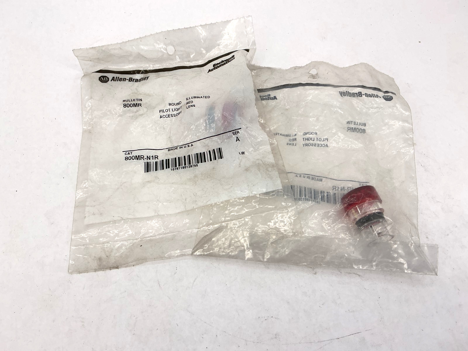 Lot of 2 New Allen Bradley 800MR-N1R Ser A Round Illumin Pilot Light Red Lens